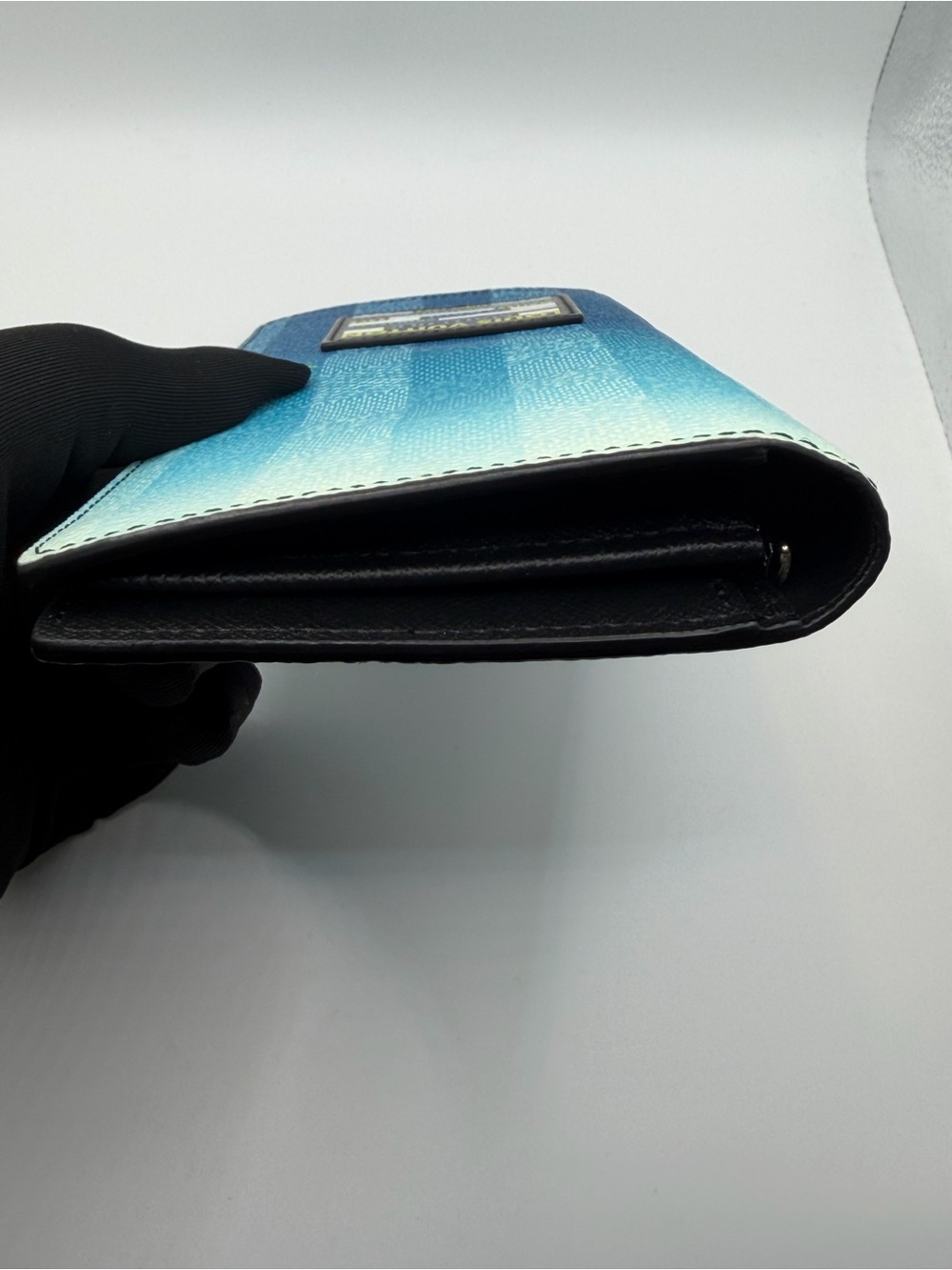 Louis Vuitton Day Break (Damier Stripe) Portefeuille Brazza Long Wallet - Picture 6 of 16